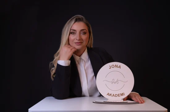 Trajnimi "PËRTEJ LIMITEVE NJERËZOR"